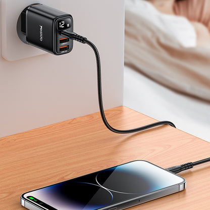 شاحن Yesido YC67 الذكي بقوة 17 واط - 3 منافذ (2x USB + Type-C) مع شاشة عرض رقمية