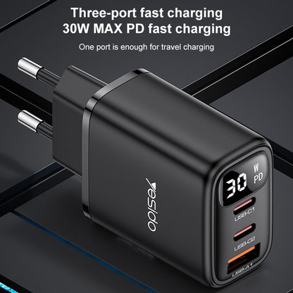 شاحن Yesido YC69 الذكي بقوة 30 واط - 3 منافذ (USB + 2x Type-C) مع شاشة عرض رقمية