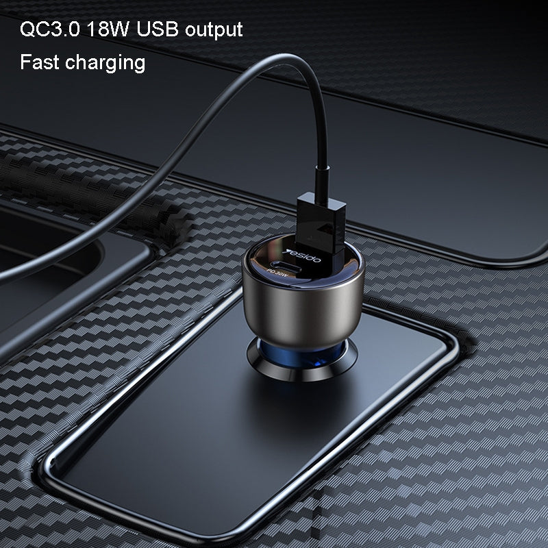 شاحن سيارة Yesido Y52 فائق السرعة بقدرة 48 واط - منفذين (USB + Type-C) بهيكل معدني وتصميم شفاف